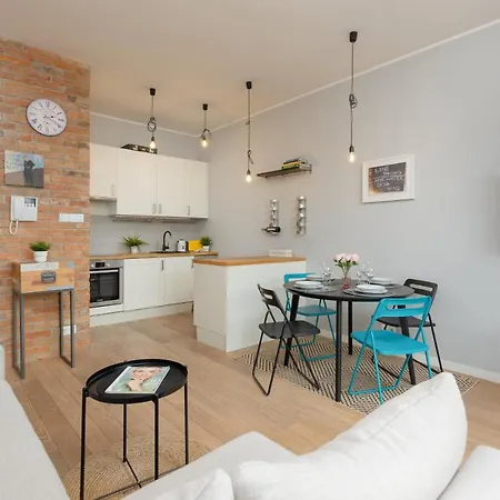 Apartment Stylish Blue With Balcony And Parking Zoliborz By Renters