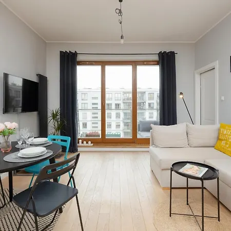 Stylish Blue With Balcony And Parking Zoliborz By Renters Warschau