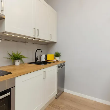 Apartment Stylish Blue With Balcony And Parking Zoliborz By Renters *